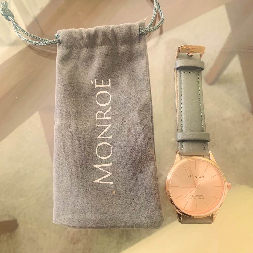 Monroe  Classique watch with rose gold face.